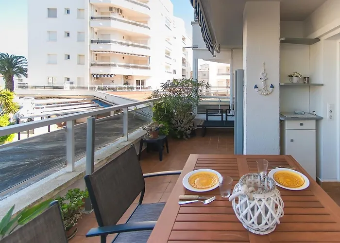 Welcs 059 Emp Frente Al Canal Con Terraza * 艾姆布里亚布拉瓦