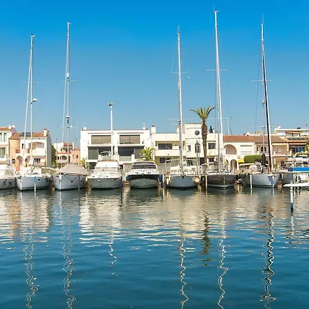 Welcs 059 Emp Frente Al Canal Con Terraza * Empuriabrava